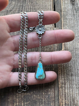 Load image into Gallery viewer, Turquoise Mountain Daisy Drop Lariat Style Necklace, 18-19” Long