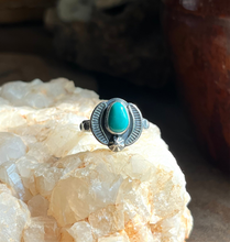 Load image into Gallery viewer, Kings Manassa Turquoise Katydid Ring, Size 9 1/2