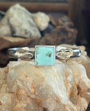 Load image into Gallery viewer, Roadrunner Variscite Cactus Cuff, Hammered Sterling Silver