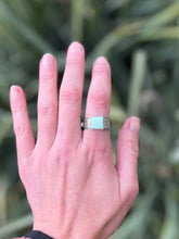 Load image into Gallery viewer, Pale Green Roadrunner Variscite Ring, Size 10