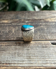 Load image into Gallery viewer, Kingman Turquoise Ring in Brass Scrollwork Style Band, Size 9