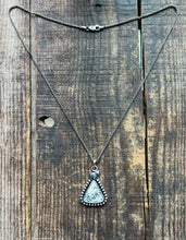 Load image into Gallery viewer, Bear Peak Colina Verde Variscite Necklace, with 18” Chain