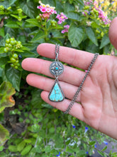Load image into Gallery viewer, Victorian Fleur-de-lis Turquoise Drop Necklace with 20” Rolo Chain