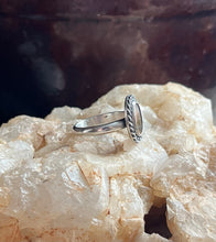 Load image into Gallery viewer, Dendritic Agate Ring with Curb Chain Detail, Size 7 3/4
