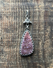 Load image into Gallery viewer, Natural Raw Amethyst Druzy Pendant, 17.5-18.5” Bar Link Chain
