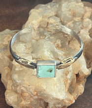 Load image into Gallery viewer, Roadrunner Variscite Cactus Cuff, Hammered Sterling Silver
