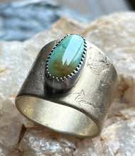 Load image into Gallery viewer, Emerald Valley Turquoise in Brass Dogwood Flower Ring, Size 9
