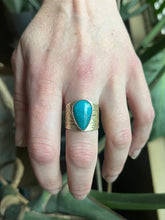 Load image into Gallery viewer, Kingman Turquoise Ring in Brass Scrollwork Style Band, Size 9
